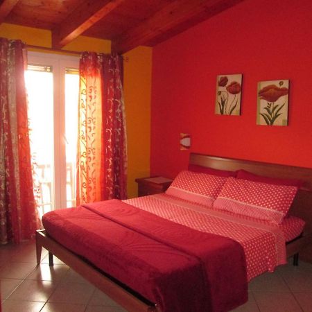 B&B Le Terrazze Isola Di S. Antioco SantʼAntìoco Exterior foto