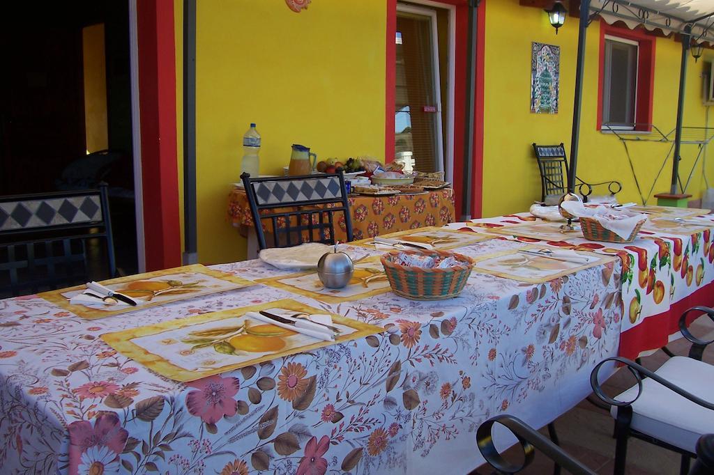 B&B Le Terrazze Isola Di S. Antioco SantʼAntìoco Exterior foto