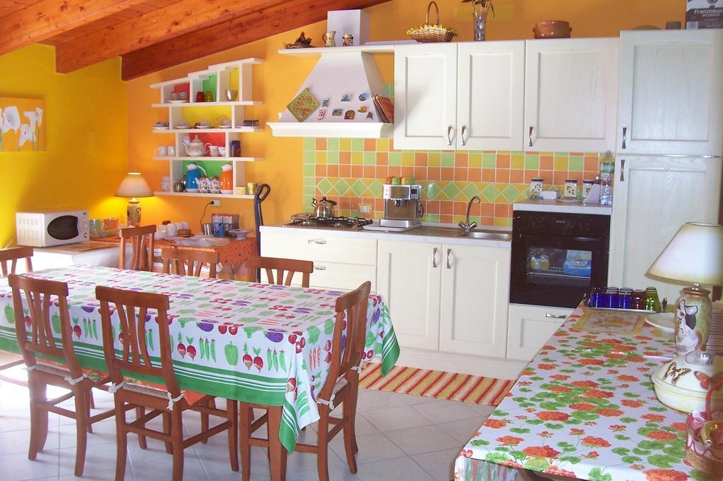 B&B Le Terrazze Isola Di S. Antioco SantʼAntìoco Exterior foto